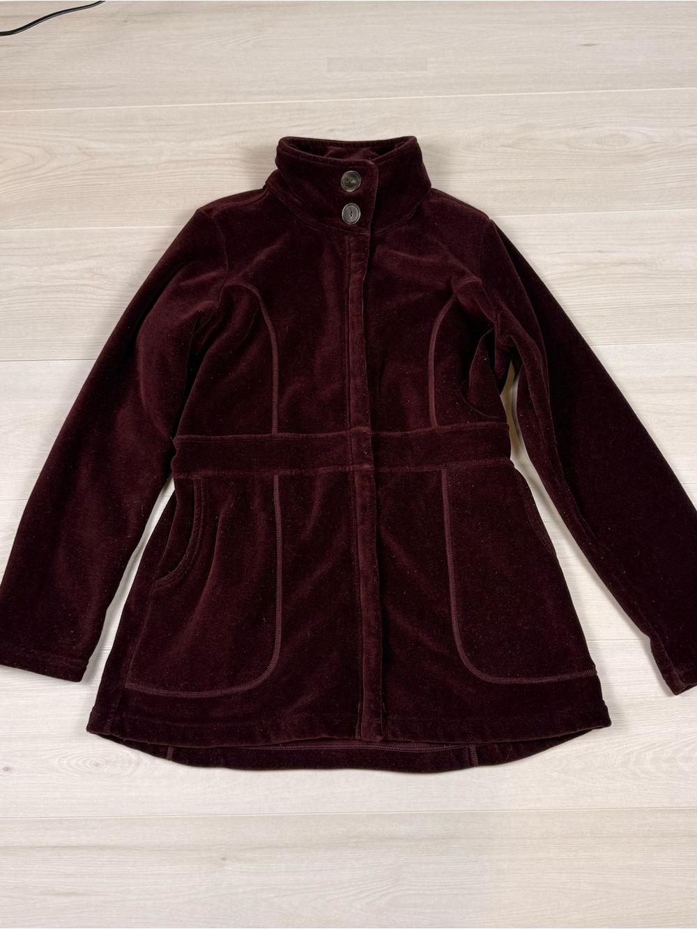 Vintage Patagonia luminous wind zone Women's Deep Burgundy Velvet Pea Coat